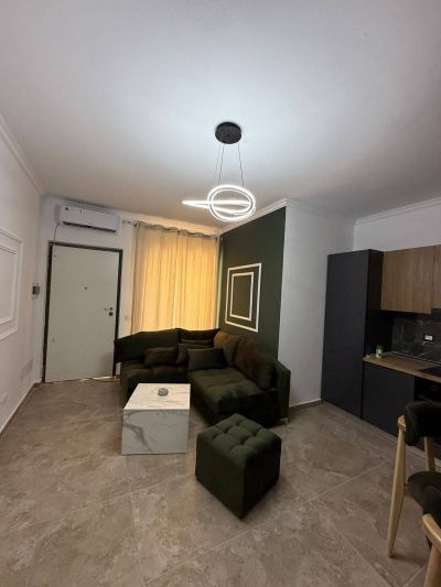 Štýlový 1+1 apartmán s čiastočným výhľadom na more