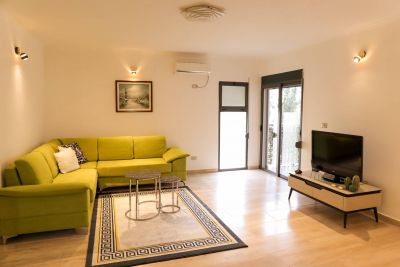 Melinda beach apartment