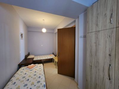 Saranda, apartmán s dvoma samostatnými spálňami - 8