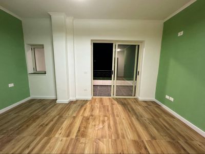 Unfurnished studio by the sea after complete renovation