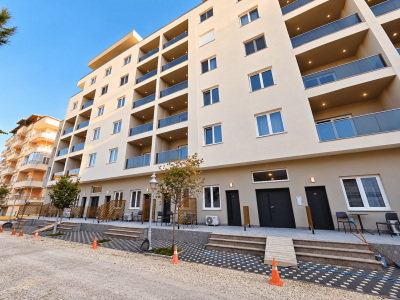 Golem - Priestranný 2-izbový apartmán s balkónom