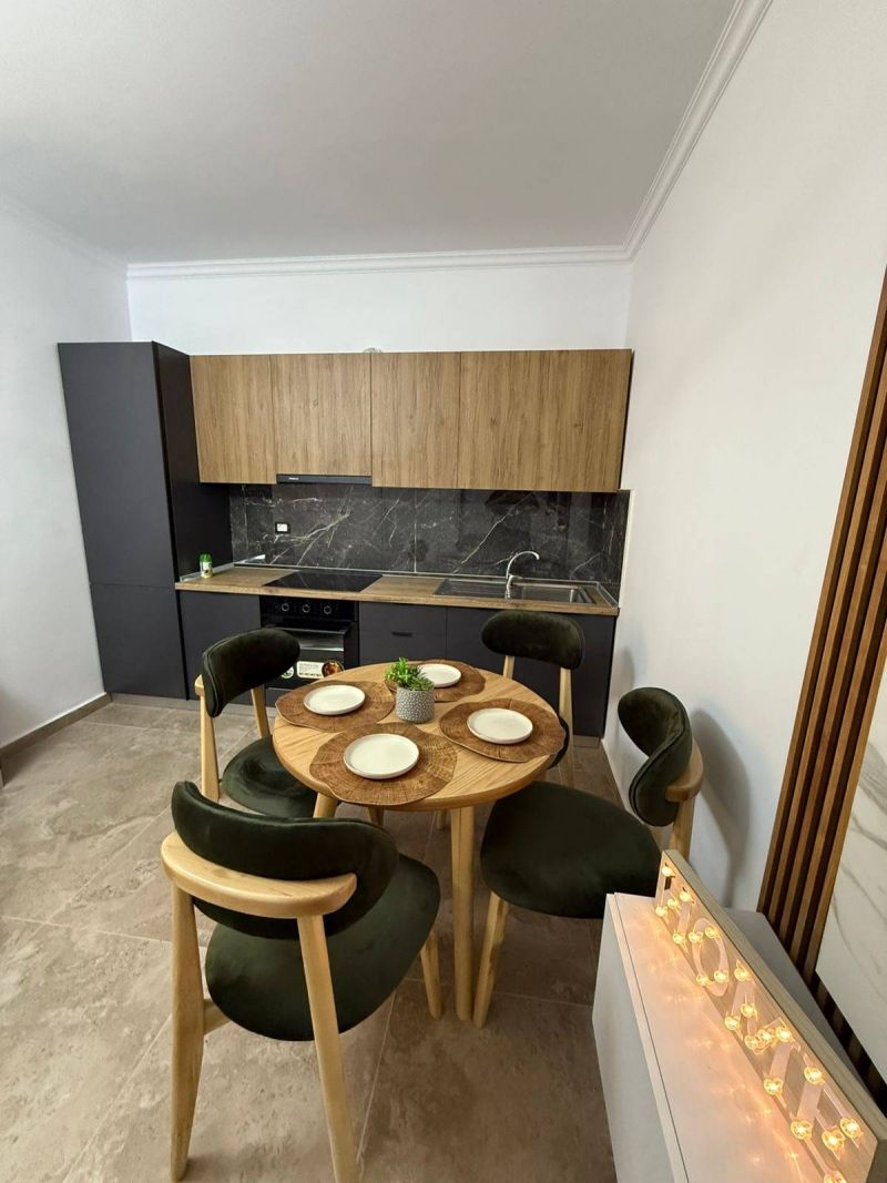 Štýlový 1+1 apartmán s čiastočným výhľadom na more - 3