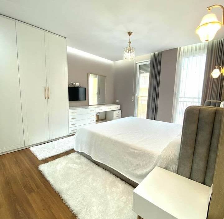 Albania, 5-room apartment furnished by an architect - 7