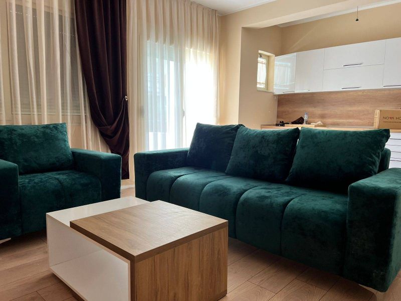 Krásny novorekonštruovaný apartmán so záhradkou a altánkom + parking - 4