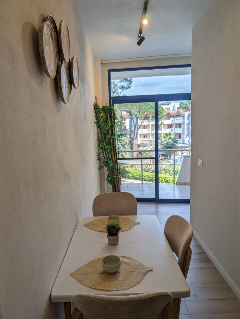 Stylish 1+1 apartment with a balcony in Golem - 3