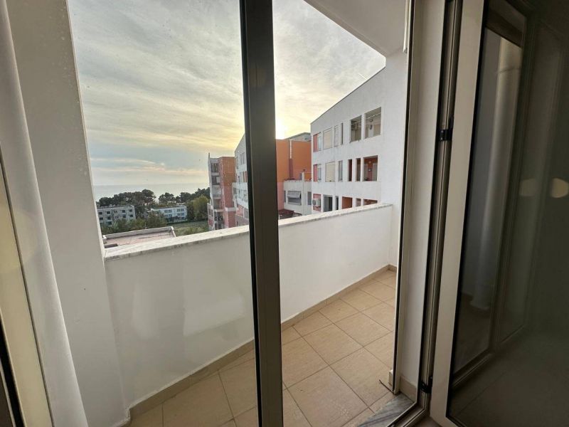 Apartmán s dvoma spálňami, dvoma kúpelňami a výhľadom na more + terasa - 12