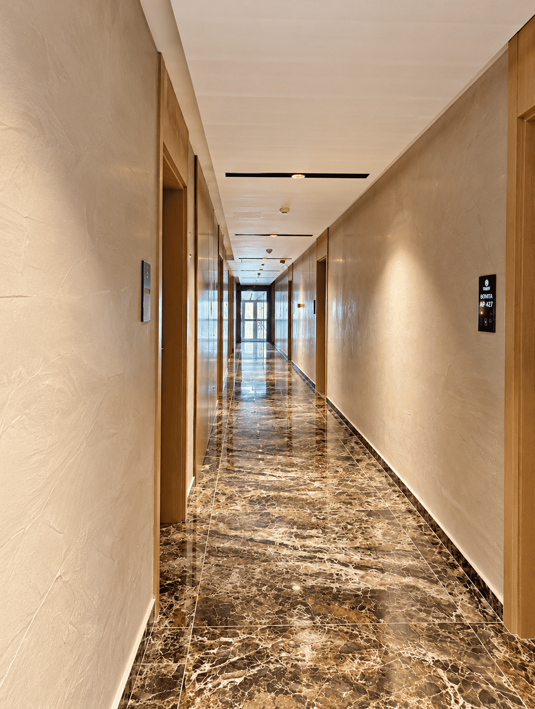 Golem, stylish studio apartment in a hotel complex - fully furnished, with balcony - 10