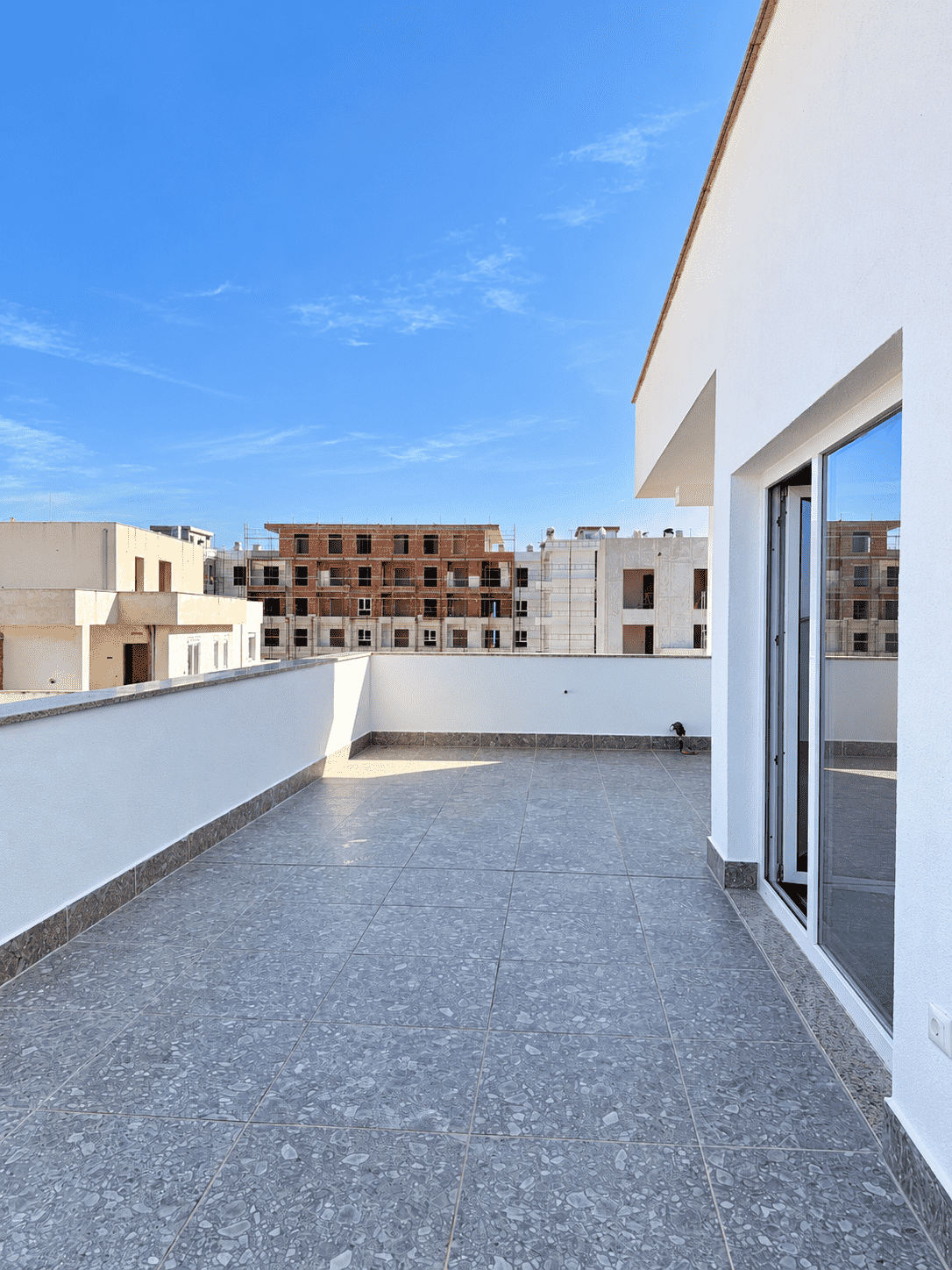 Golem - priestranný 3-izbový apartmán s výhľadom na more a veľkou terasou - 4