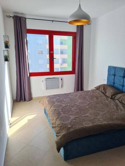 Predaj 2.-izbového, zariadeného apartmánu - 4