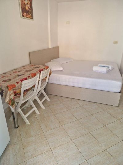 Na predaj 2+1 apartmán s pozemkom so zeleňou - 3