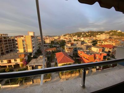 Albania, Modernly furnished 3-room apartment in Golem - 10