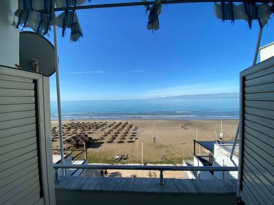 Albania, Top floor with sea view - 1