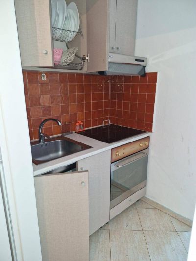 Na predaj 2+1 apartmán s pozemkom so zeleňou - 7