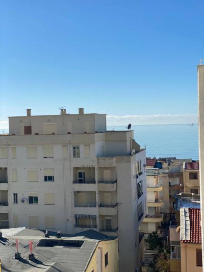 Apartment on the seventh floor with a view of the sea - 1