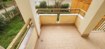Apartment with parking and garden. Also suitable for remodeling - 8