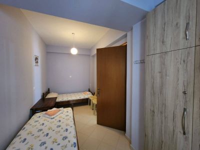 Saranda, apartmán s dvoma samostatnými spálňami  - 8