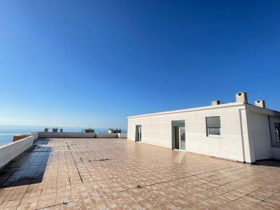 Penthouse with an area of 420 m2 and a panoramic view! - 4