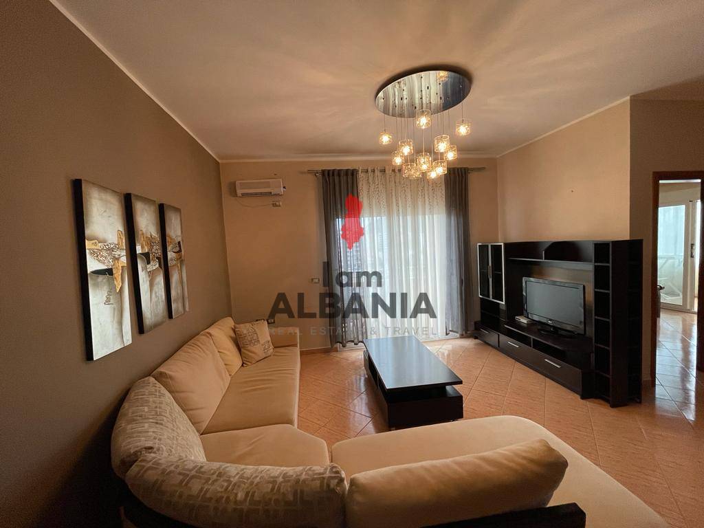 Albánsko, 3 izbový byt v meste Vlora