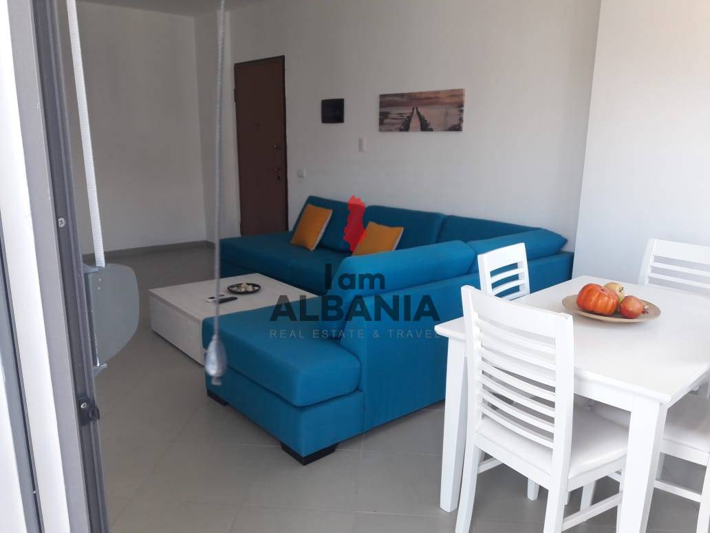 Saranda, 2.-izb. apartmán v novostavbe + výhľad na more